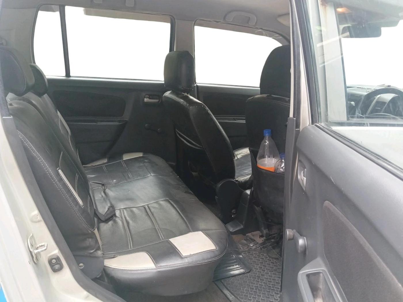 2012 Maruti Wagon R 1.0 LXI, CNG, Manual, 60,383 km, interior