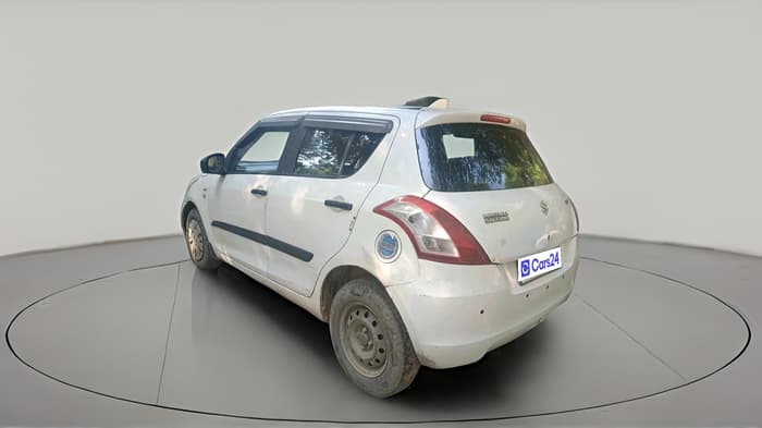 2012 Maruti Swift LXI, CNG, Manual, 1,95,863 km, exterior