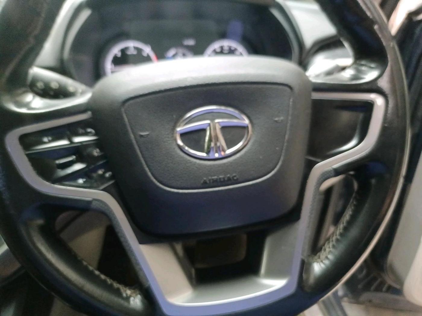 2021 Tata Safari XMA, Diesel, Automatic, 52,219 km, interior