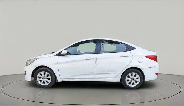 2016 Hyundai Verna FLUIDIC 4S 1.6 VTVT S AT, Petrol, Automatic, 1,05,638 km, exterior