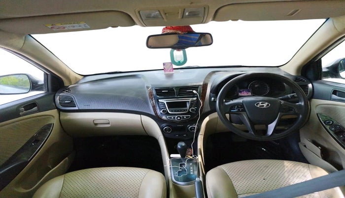 2016 Hyundai Verna FLUIDIC 4S 1.6 VTVT S AT, Petrol, Automatic, 1,05,638 km, interior