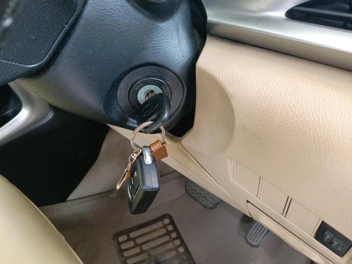 2018 Toyota YARIS J CVT, CNG, Automatic, 1,15,181 km, interior