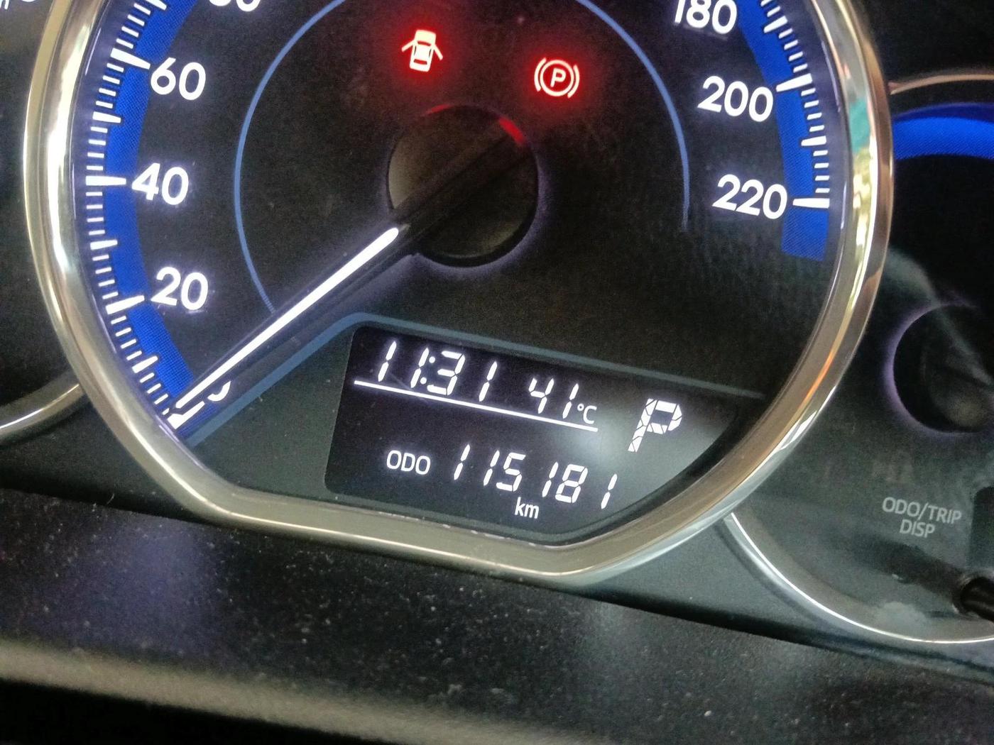 2018 Toyota YARIS J CVT, CNG, Automatic, 1,15,181 km, interior