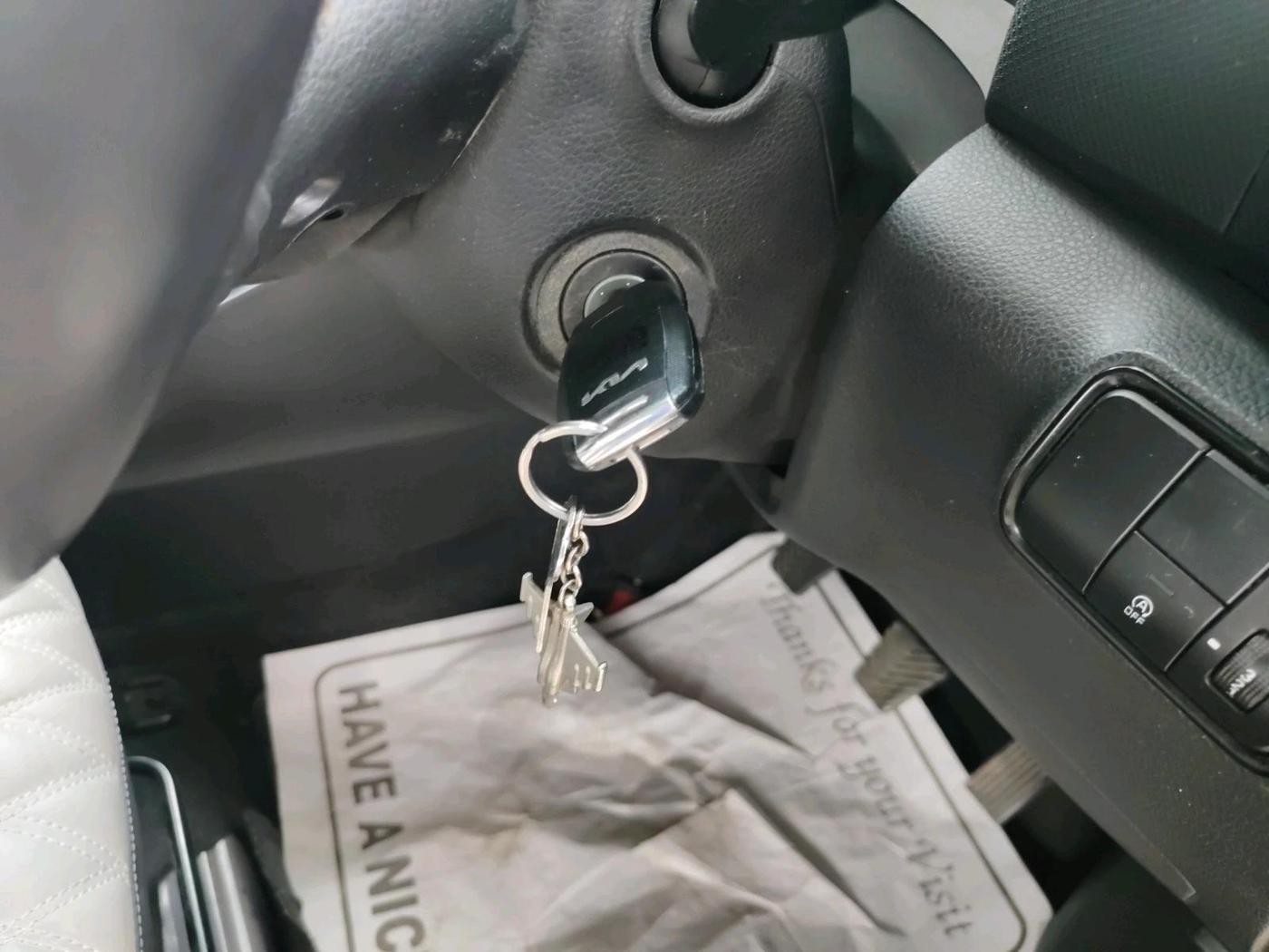 2023 KIA SONET HTK PLUS 1.2, CNG, Manual, 48,653 km, interior