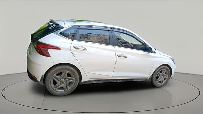 2020 Hyundai NEW I20 SPORTZ 1.2 MT, CNG, Manual, 47,455 km, exterior