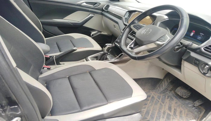 2024 Volkswagen TAIGUN TOPLINE 1.0 TSI AT, Petrol, Automatic, 12,470 km, interior