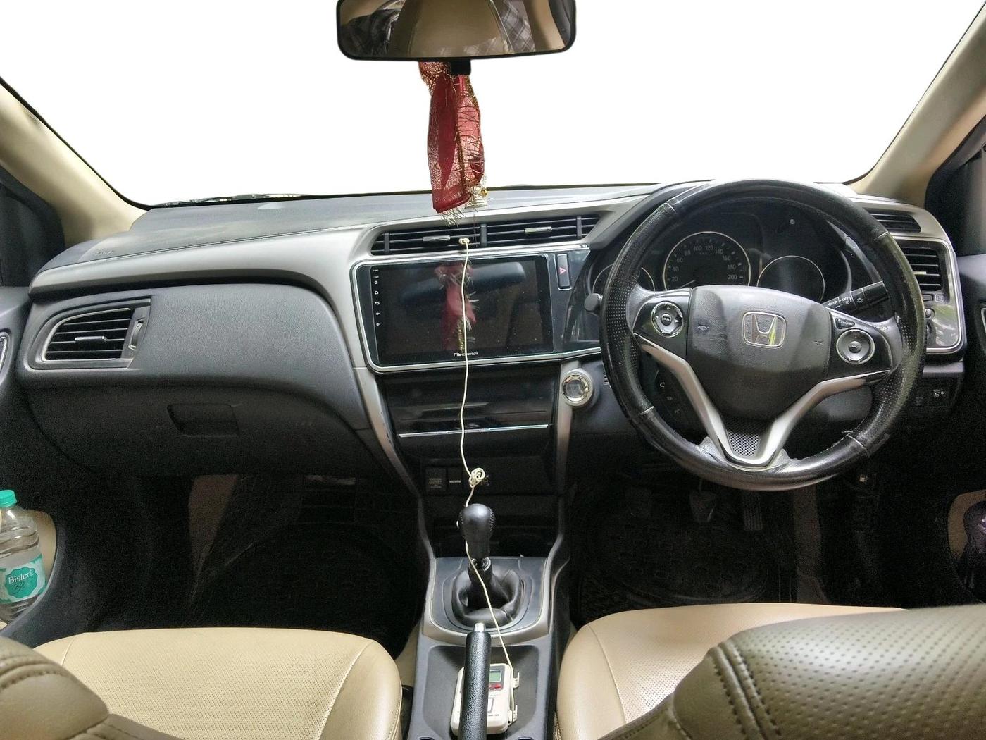 2017 Honda City 1.5L I-VTEC V MT, CNG, Manual, 1,62,092 km, interior
