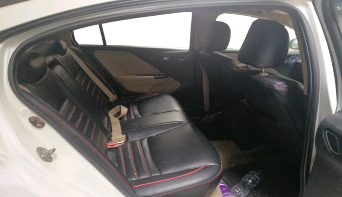 2019 Honda City 1.5L I-DTEC V, Diesel, Manual, 86,221 km, interior