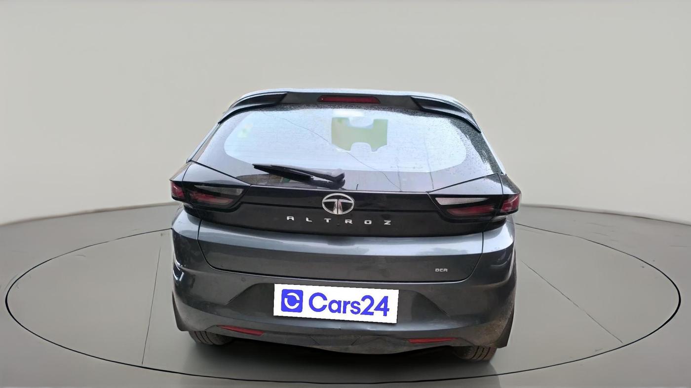 2023 Tata ALTROZ XZA, CNG, Automatic, 24,427 km, exterior