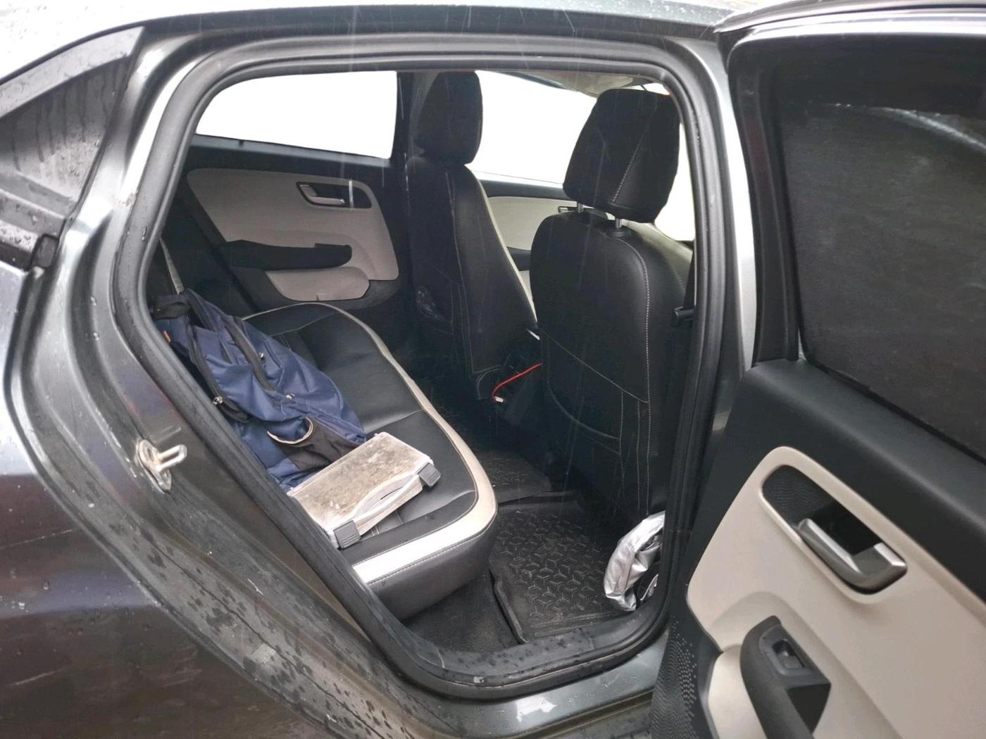 2023 Tata ALTROZ XZA, CNG, Automatic, 24,427 km, interior