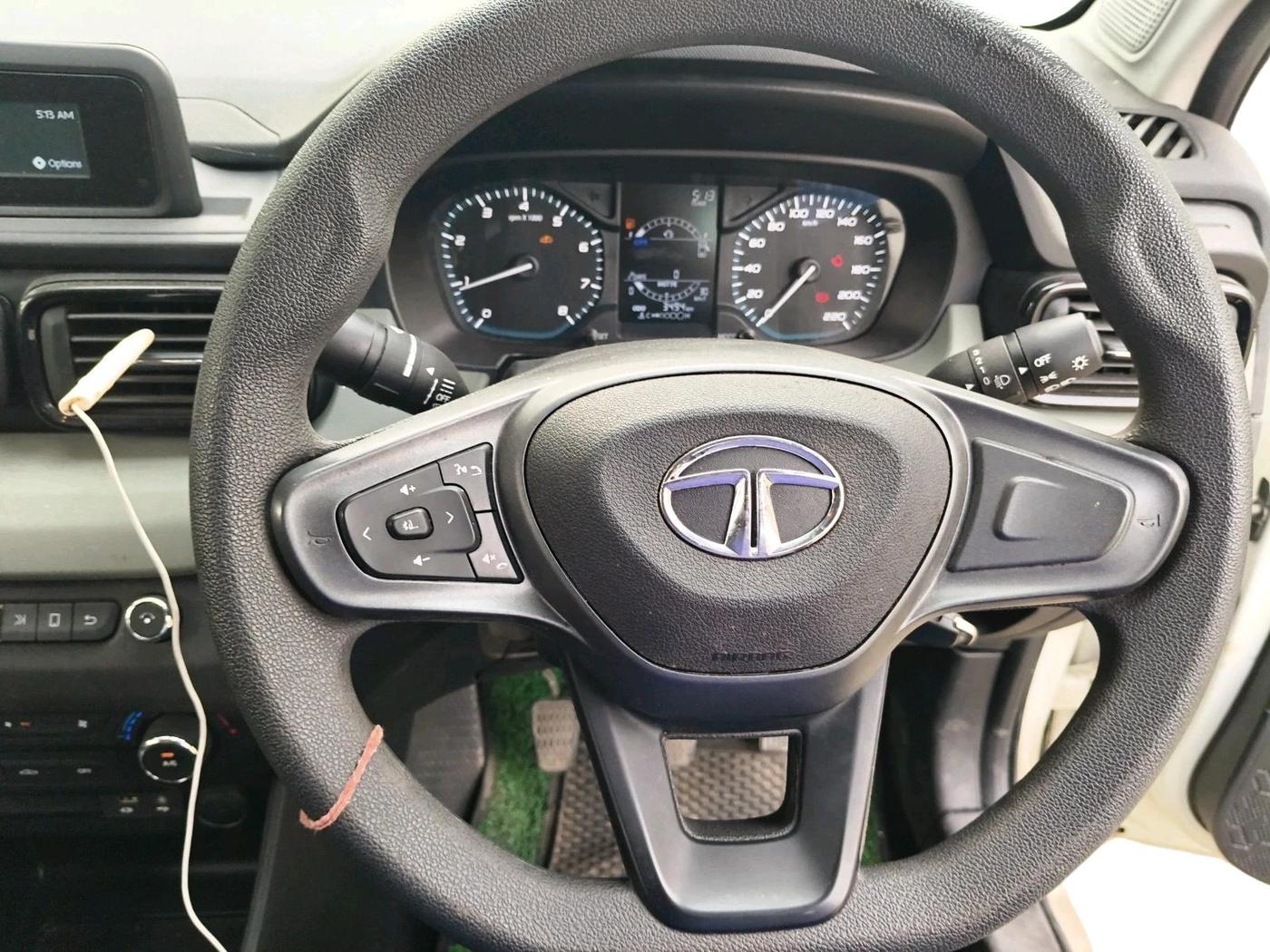 2022 Tata PUNCH ADVENTURE MT, Petrol, Manual, 3,494 km, interior
