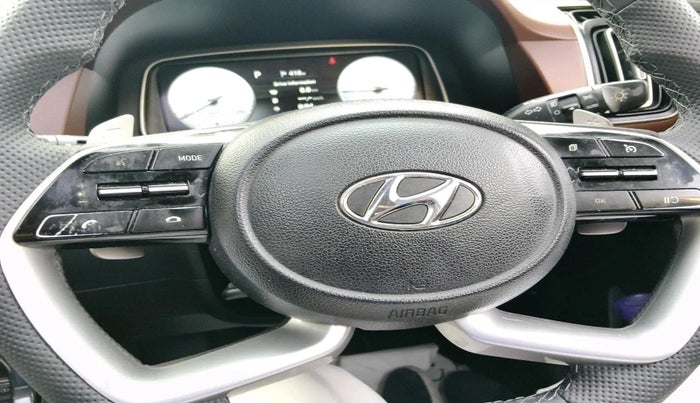 2021 Hyundai ALCAZAR PLATINUM(O) 7STR 1.5 AT, Diesel, Automatic, 1,13,680 km, interior