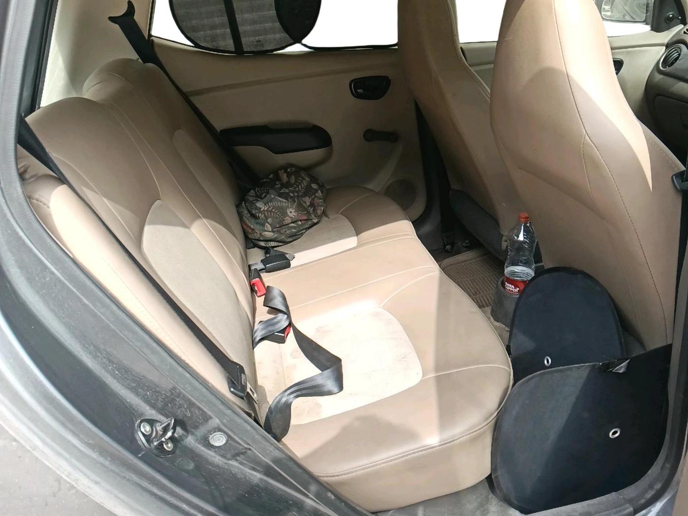 2013 Hyundai i10 ERA 1.1, Petrol, Manual, 35,646 km, interior