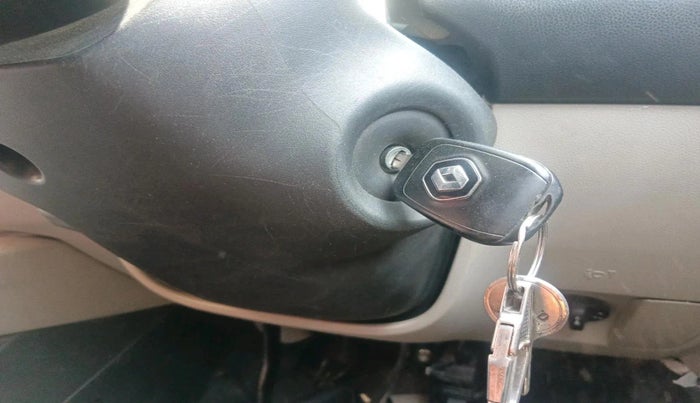 2024 Renault TRIBER RXT, CNG, Manual, 64,849 km, interior