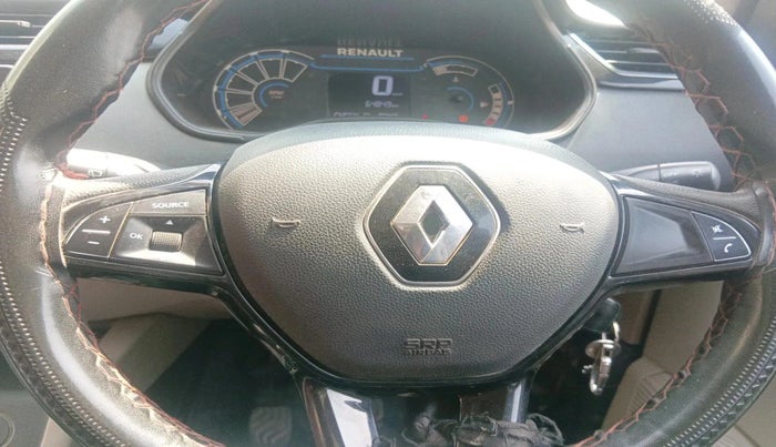 2024 Renault TRIBER RXT, CNG, Manual, 64,849 km, interior