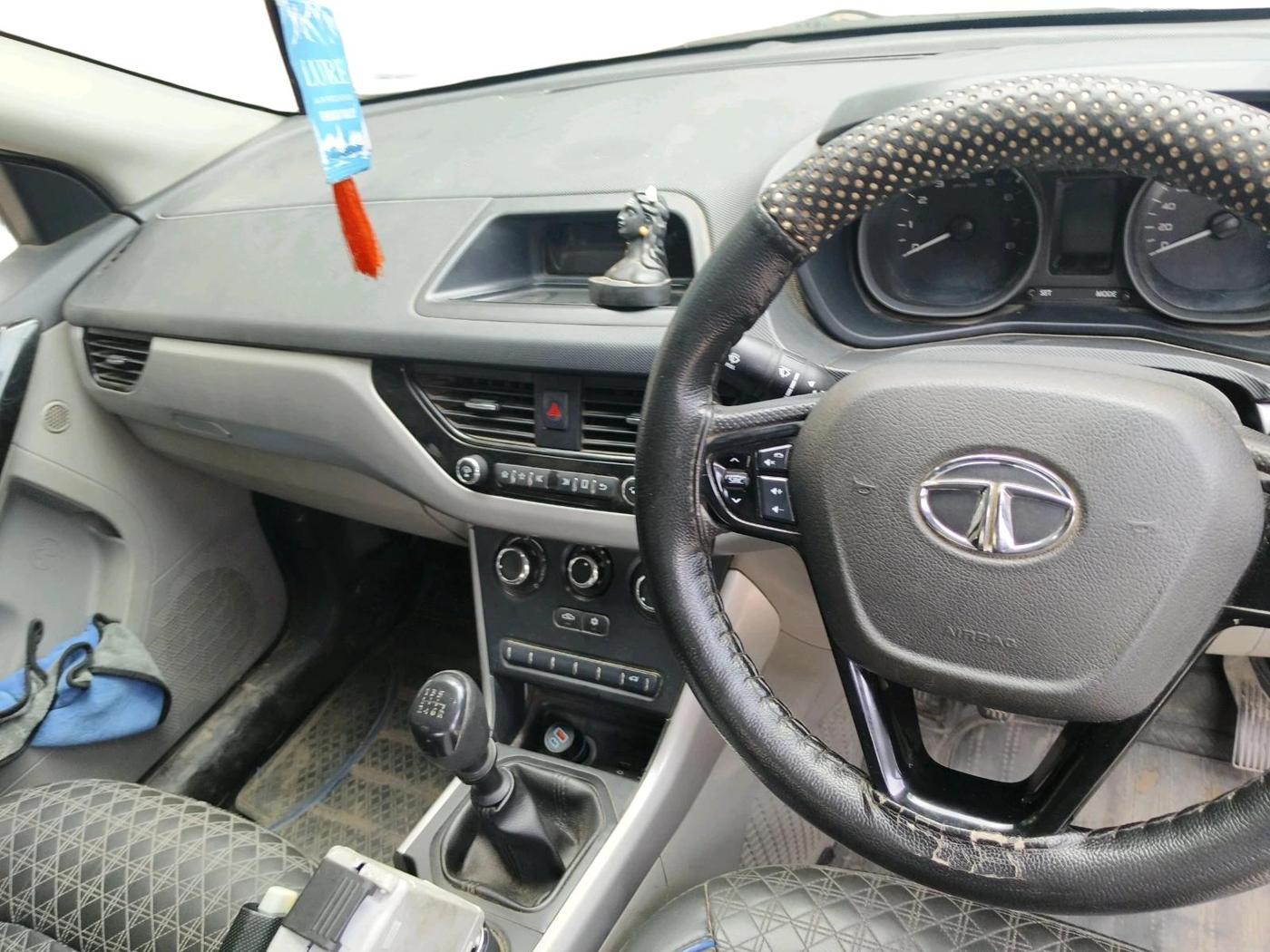2018 Tata NEXON XM DIESEL, Diesel, Manual, 1,08,364 km, interior