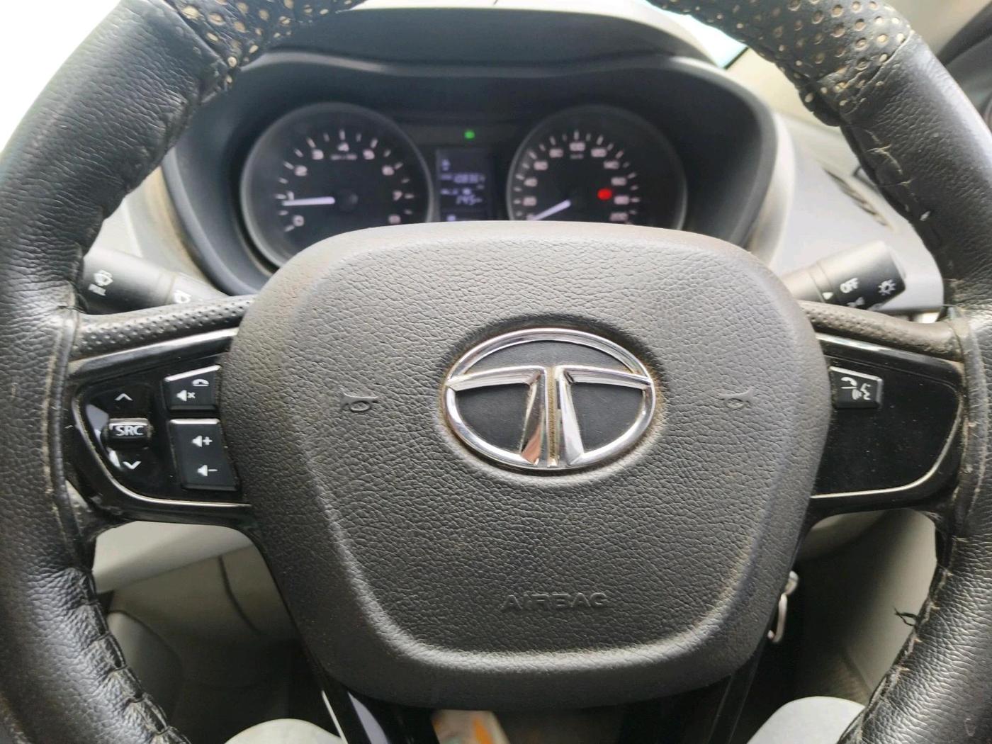2018 Tata NEXON XM DIESEL, Diesel, Manual, 1,08,364 km, interior