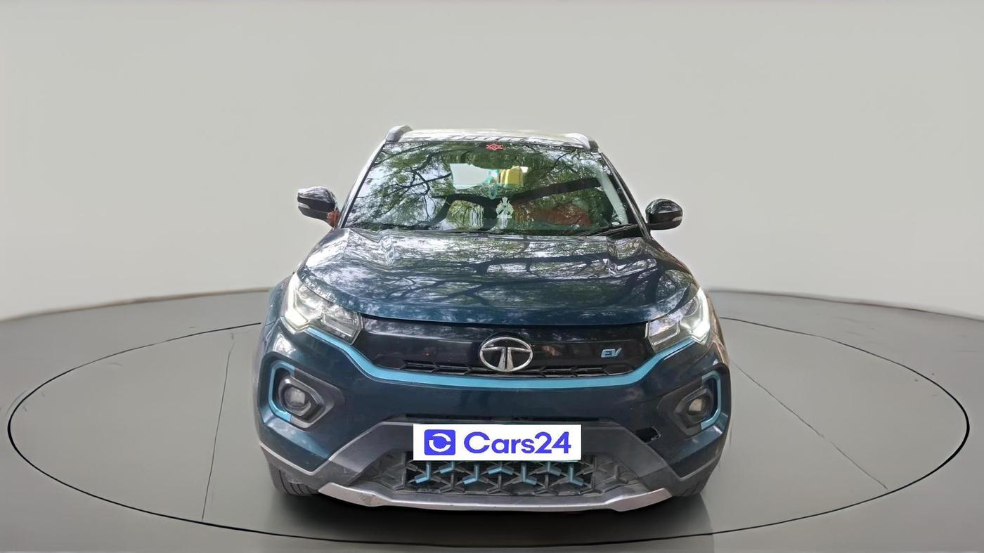 2021 Tata NEXON EV XZ PLUS, Electric, Automatic, 1,30,970 km, exterior