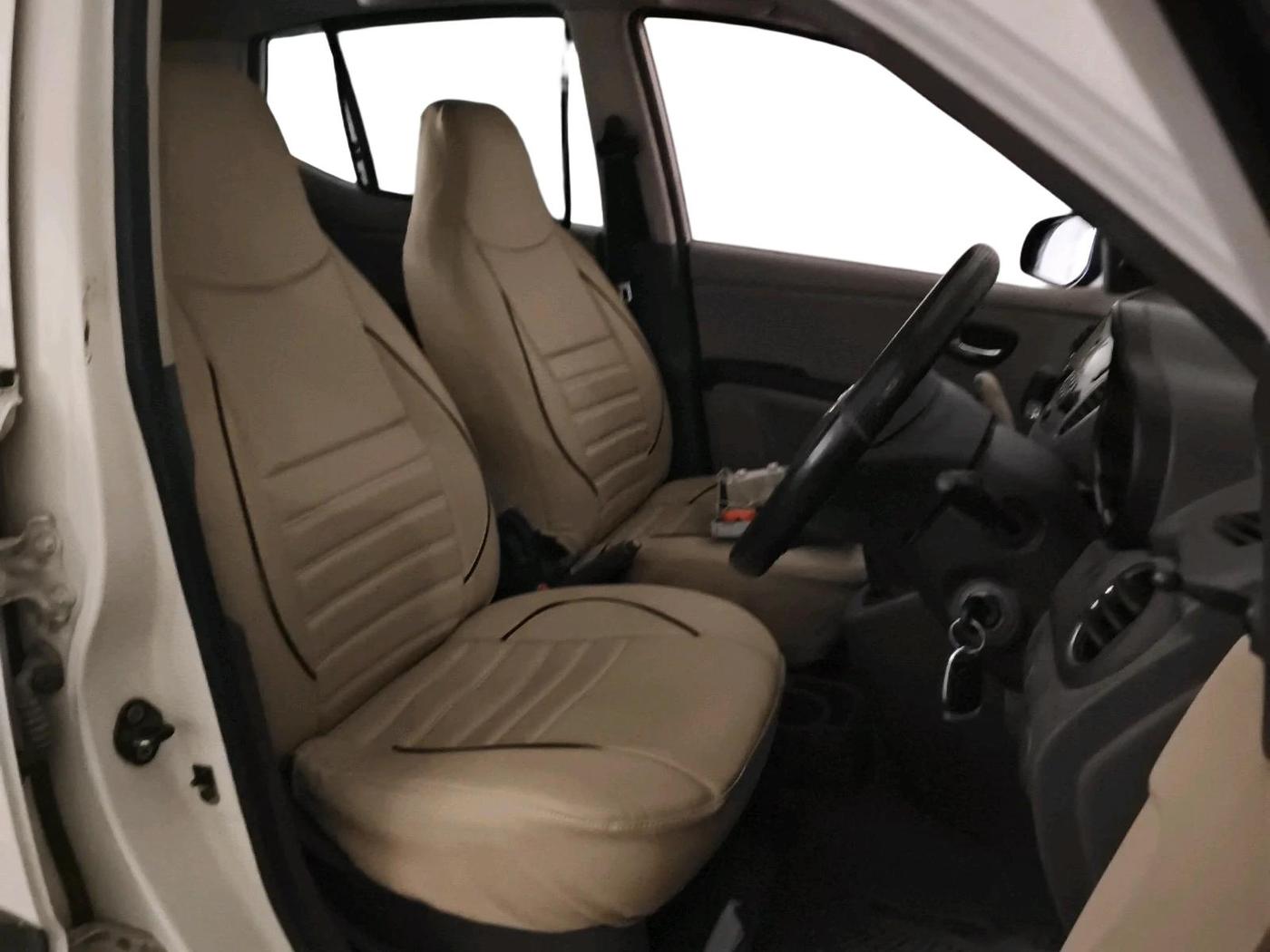 2014 Hyundai i10 SPORTZ 1.1, CNG, Manual, 72,598 km, interior