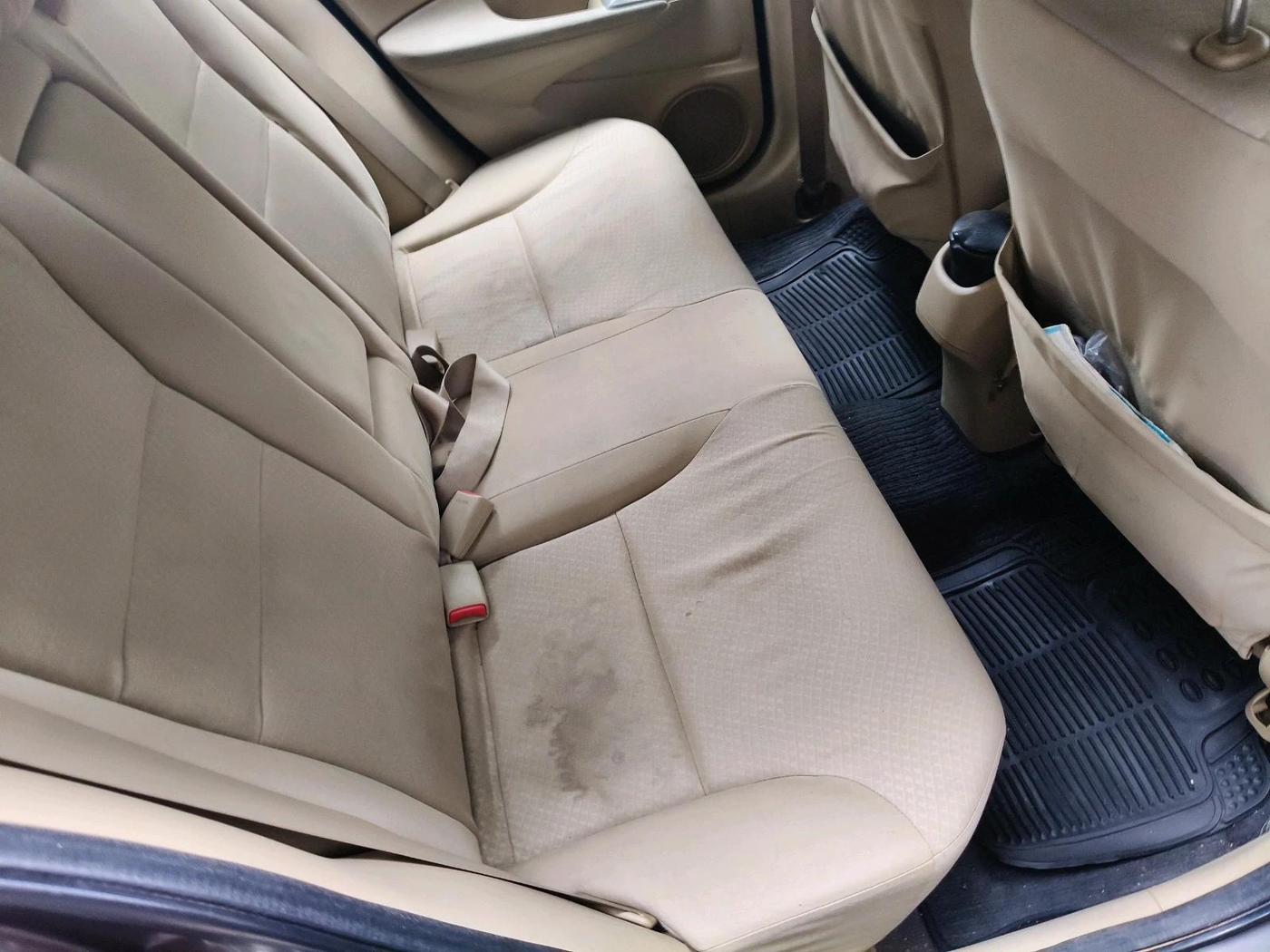 2011 Honda City 1.5L I-VTEC V MT, Petrol, Manual, 1,59,423 km, interior