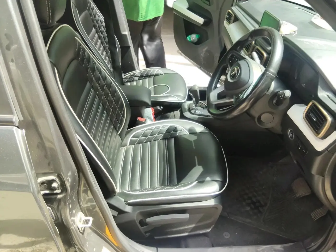 2024 Tata PUNCH ACCOMPLISHED AMT, Petrol, Automatic, 27,812 km, interior