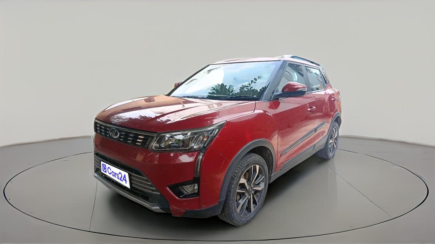 2019 Mahindra XUV300 W8 (O) 1.5 DIESEL, Diesel, Manual, 39,634 km, exterior