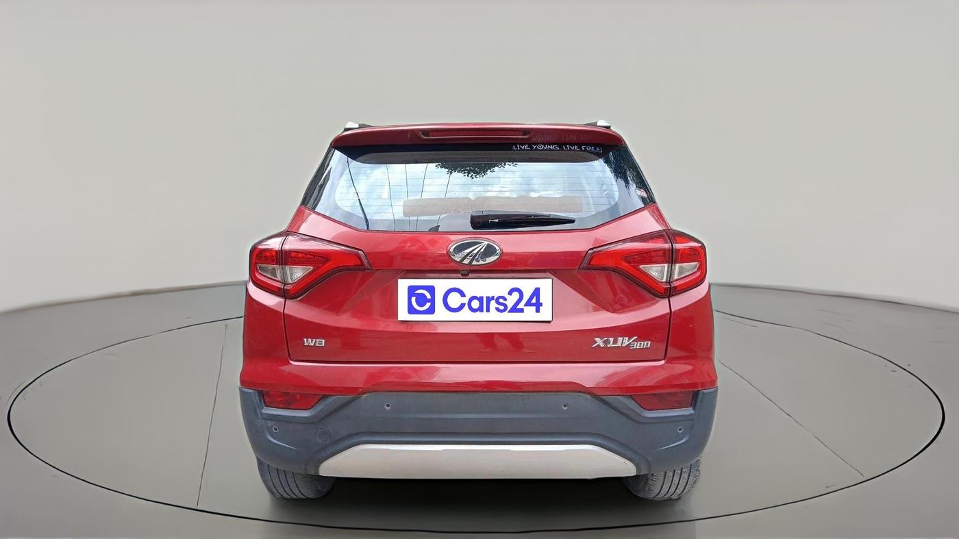 2019 Mahindra XUV300 W8 (O) 1.5 DIESEL, Diesel, Manual, 39,634 km, exterior