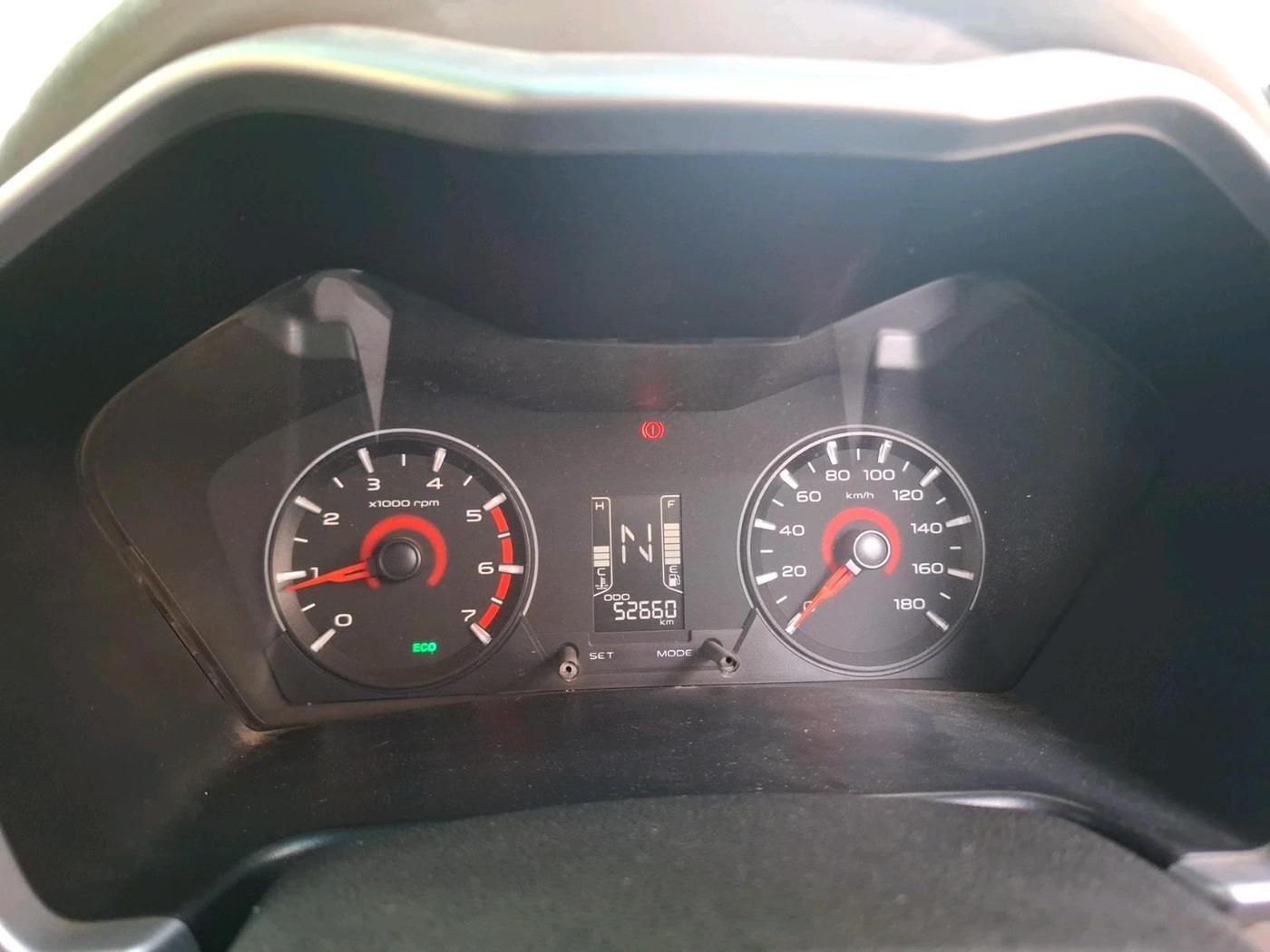 2016 Mahindra Kuv100 K6 D 5 STR, Diesel, Manual, 52,660 km, interior