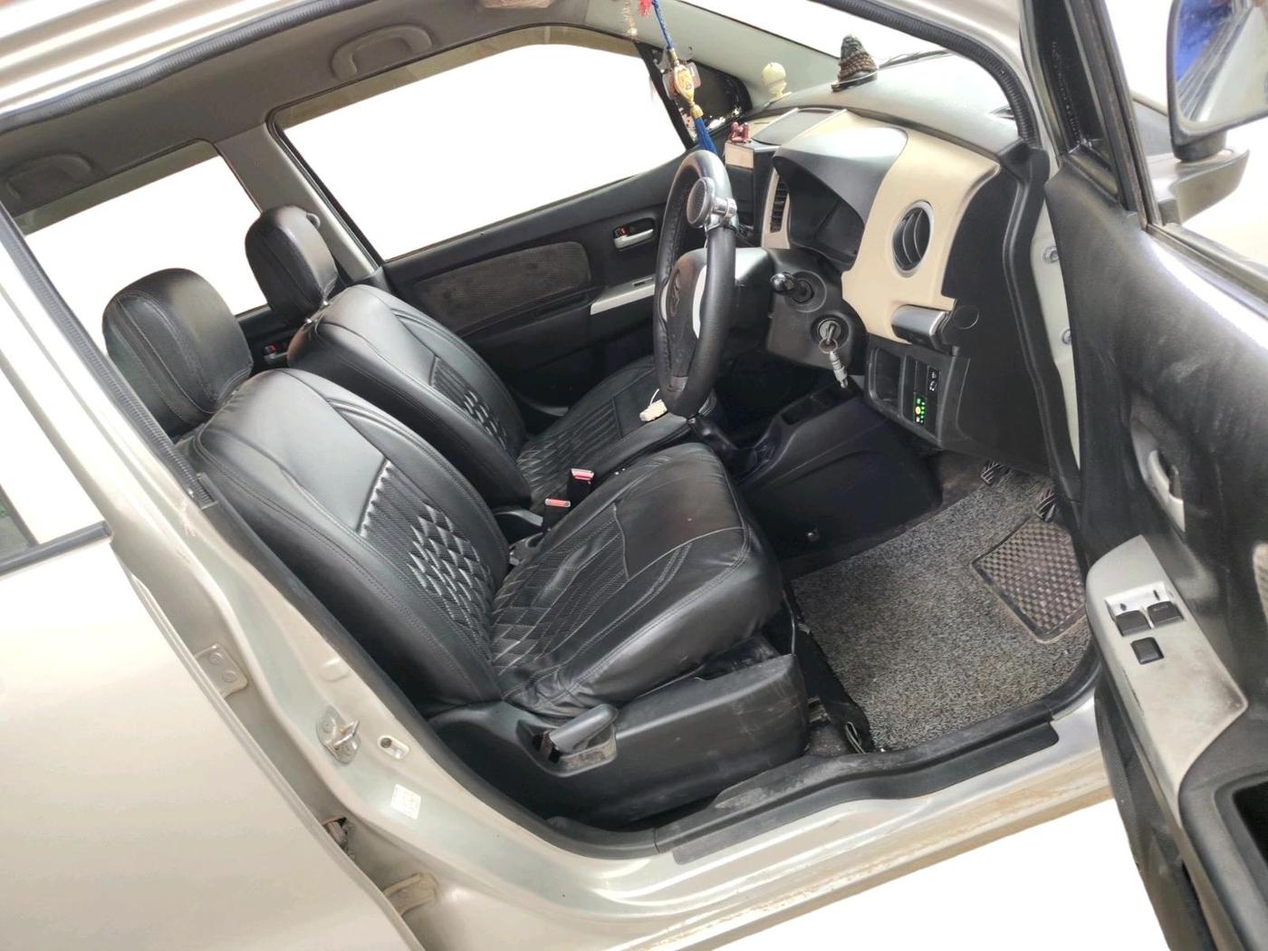 2018 Maruti Wagon R 1.0 LXI CNG, CNG, Manual, 79,701 km, interior