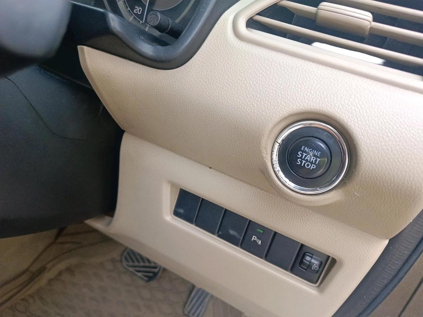 2017 Maruti Dzire ZDI AMT, Diesel, Automatic, 1,04,573 km, interior