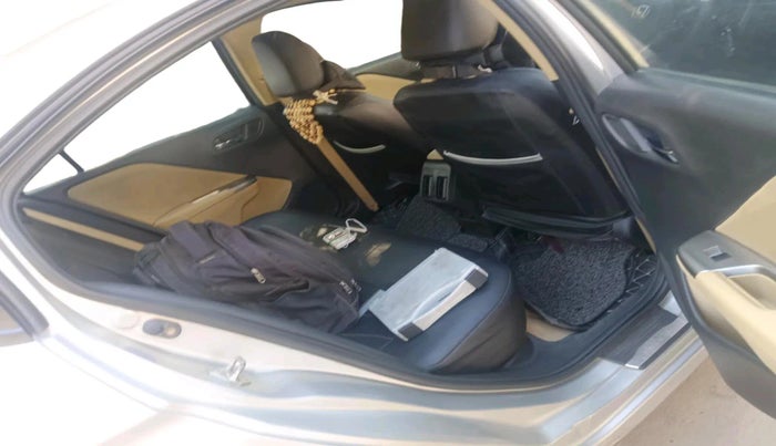 2016 Honda City 1.5L I-VTEC V MT, Petrol, Manual, 76,927 km, interior