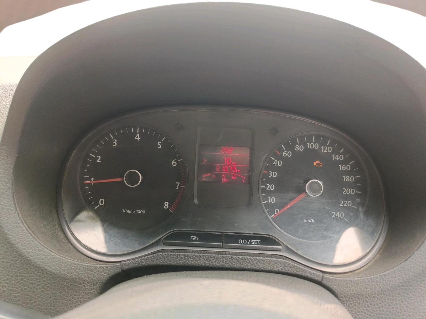 2012 Volkswagen Polo COMFORTLINE 1.2L PETROL, Petrol, Manual, 81,079 km, interior