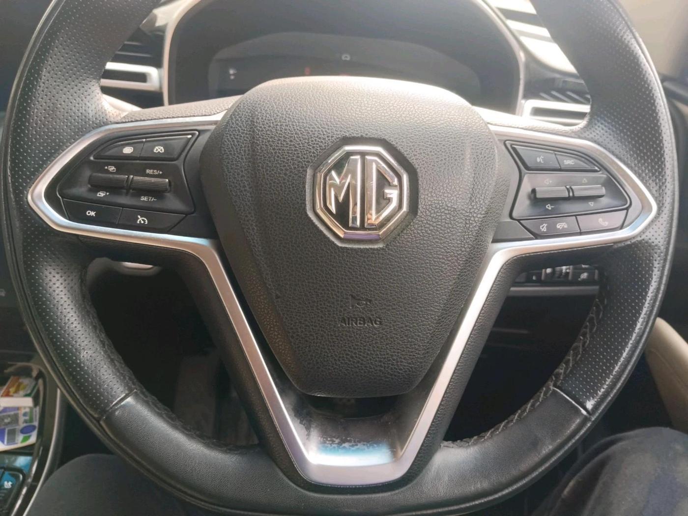 2023 MG HECTOR SHARP PRO 1.5 TURBO MT PETROL, Petrol, Manual, 70,057 km, interior