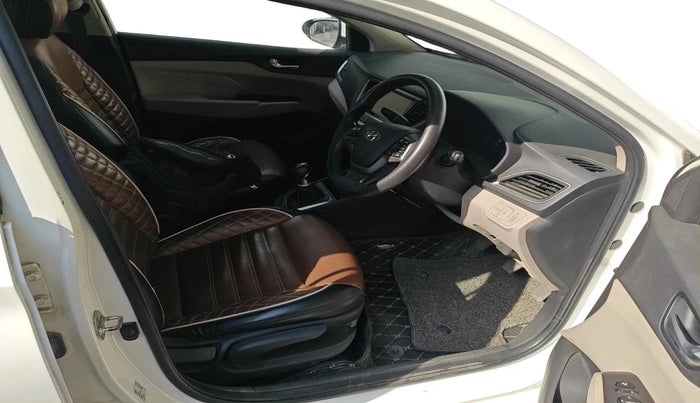 2019 Hyundai Verna 1.6 VTVT SX, Petrol, Manual, 39,402 km, interior