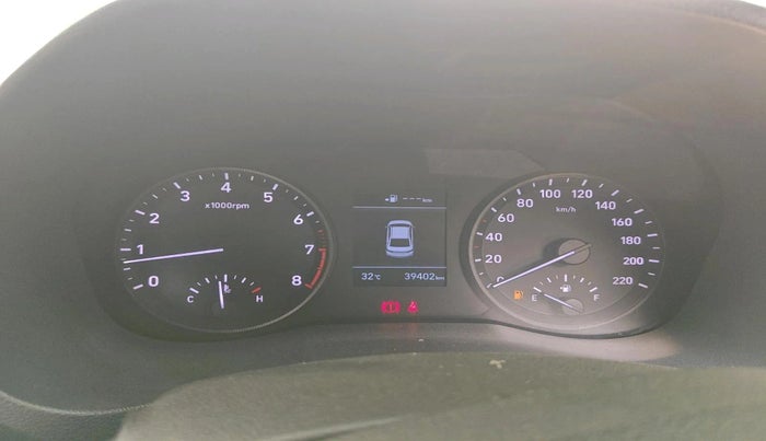 2019 Hyundai Verna 1.6 VTVT SX, Petrol, Manual, 39,402 km, interior