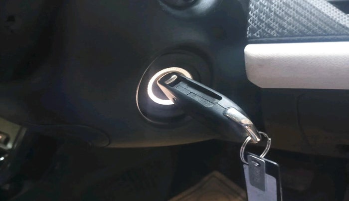 2025 Tata NEXON Pure Plus (S) 1.2 Petrol 6AMT, Petrol, Automatic, 7,600 km, interior