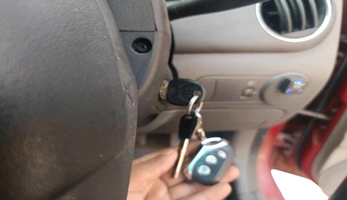 2011 Hyundai i10 SPORTZ 1.2, CNG, Manual, 1,04,832 km, interior