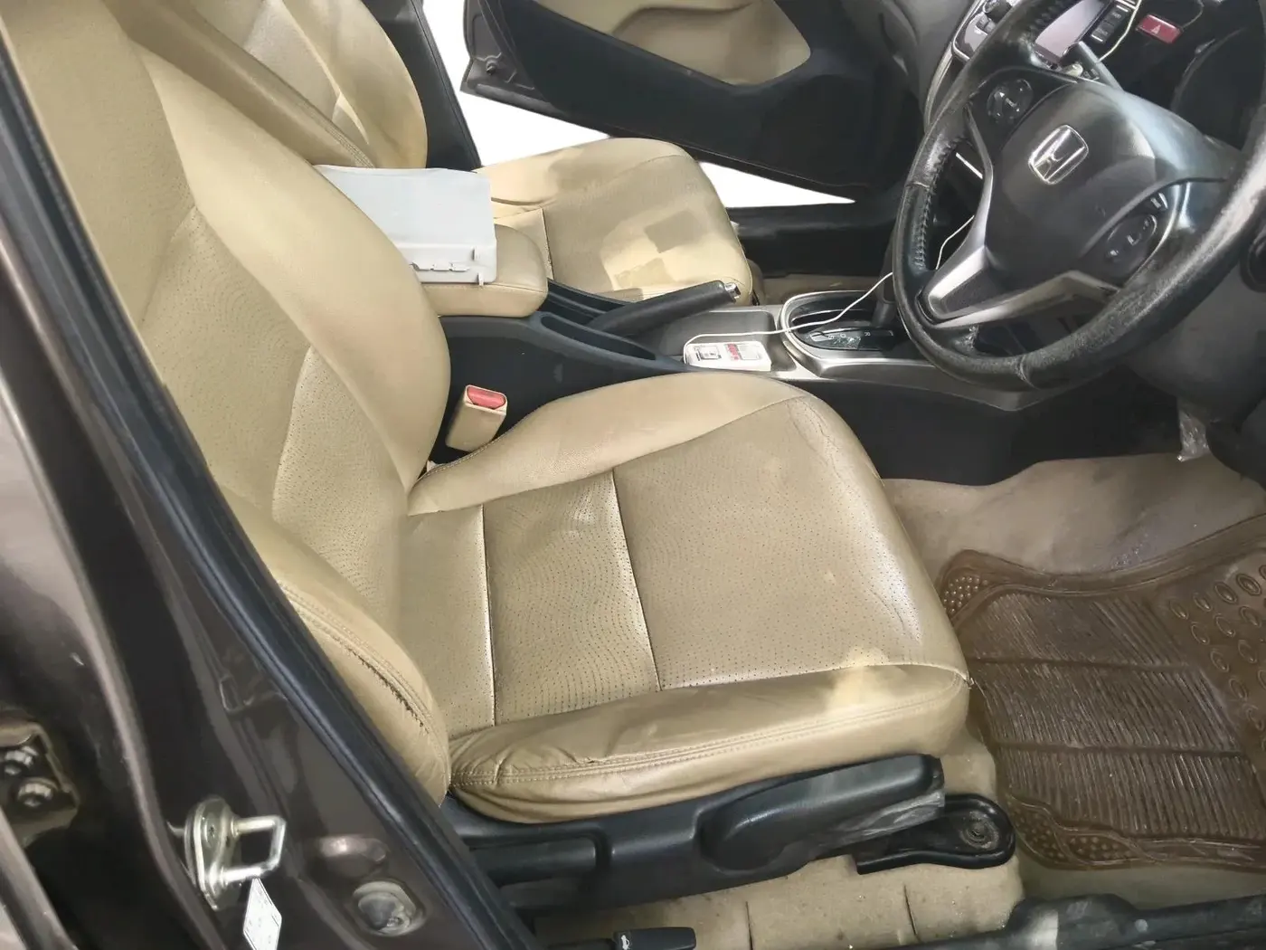 2014 Honda City 1.5L I-VTEC VX CVT, Petrol, Automatic, 42,439 km, interior