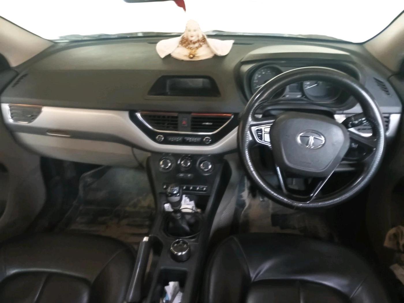 2018 Tata NEXON XM DIESEL, Diesel, Manual, 1,12,064 km, interior
