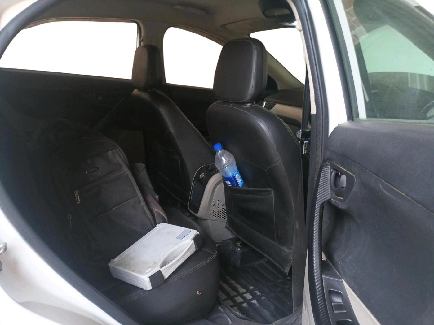 2018 Tata NEXON XM DIESEL, Diesel, Manual, 1,12,064 km, interior