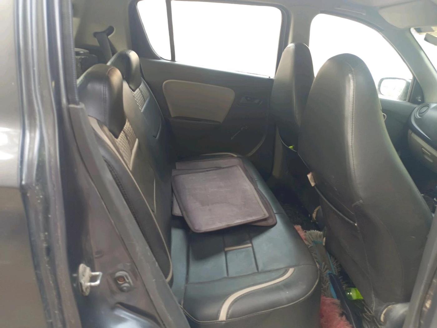 2016 Maruti Alto K10 LXI CNG, CNG, Manual, 1,09,056 km, interior