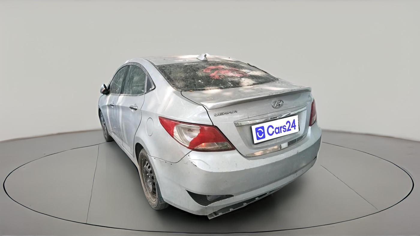 2015 Hyundai Verna FLUIDIC 4S 1.6 VTVT S(O), Petrol, Manual, 96,411 km, exterior