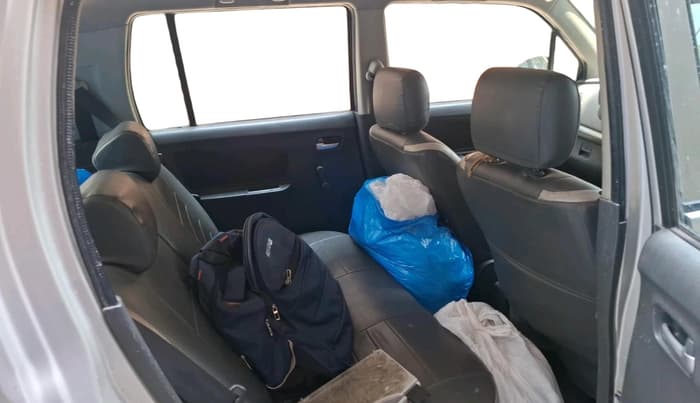2011 Maruti Wagon R 1.0 LXI, Petrol, Manual, 30,544 km, interior
