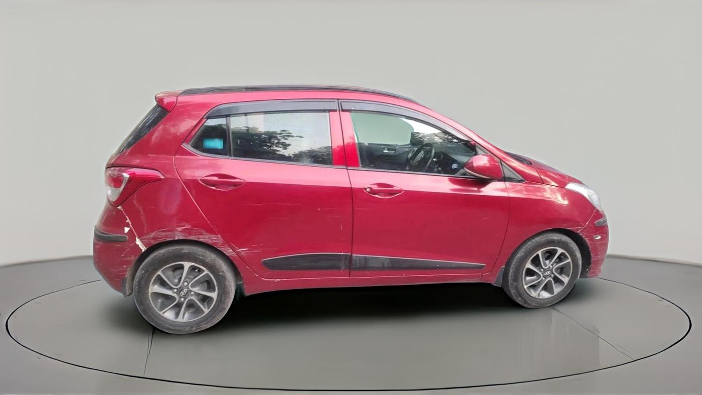 2017 Hyundai Grand i10 SPORTZ (O) AT 1.2 KAPPA VTVT, Petrol, Automatic, 1,12,164 km, exterior