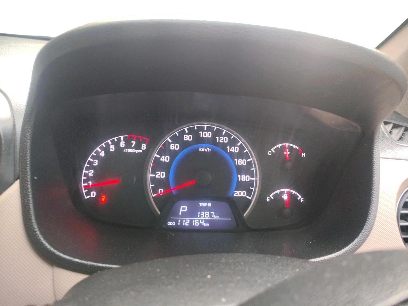 2017 Hyundai Grand i10 SPORTZ (O) AT 1.2 KAPPA VTVT, Petrol, Automatic, 1,12,164 km, interior