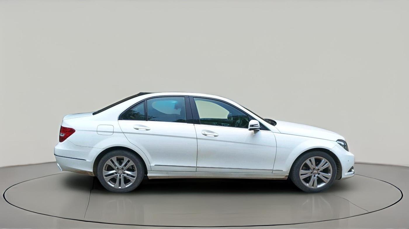 2013 Mercedes Benz C Class 200 CGI AVANTGARDE, Petrol, Automatic, 71,658 km, exterior