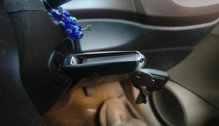 2012 Honda Brio EX MT, CNG, Manual, 71,253 km, interior