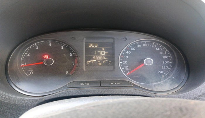 2017 Volkswagen Polo COMFORTLINE 1.2L, Petrol, Manual, 93,368 km, interior