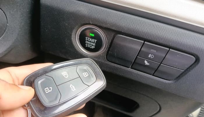 2023 Tata PUNCH ACCOMPLISHED AMT, Petrol, Automatic, 89,358 km, interior