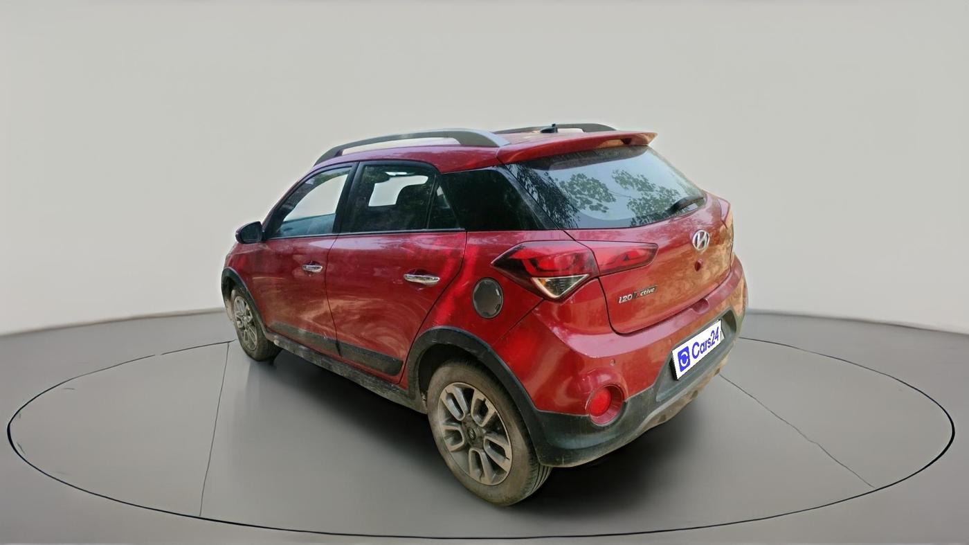 2015 Hyundai i20 Active 1.2 SX, CNG, Manual, 1,13,780 km, exterior